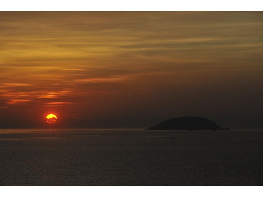 Seasing Boutique Hotel Nha Trang Buitenkant foto