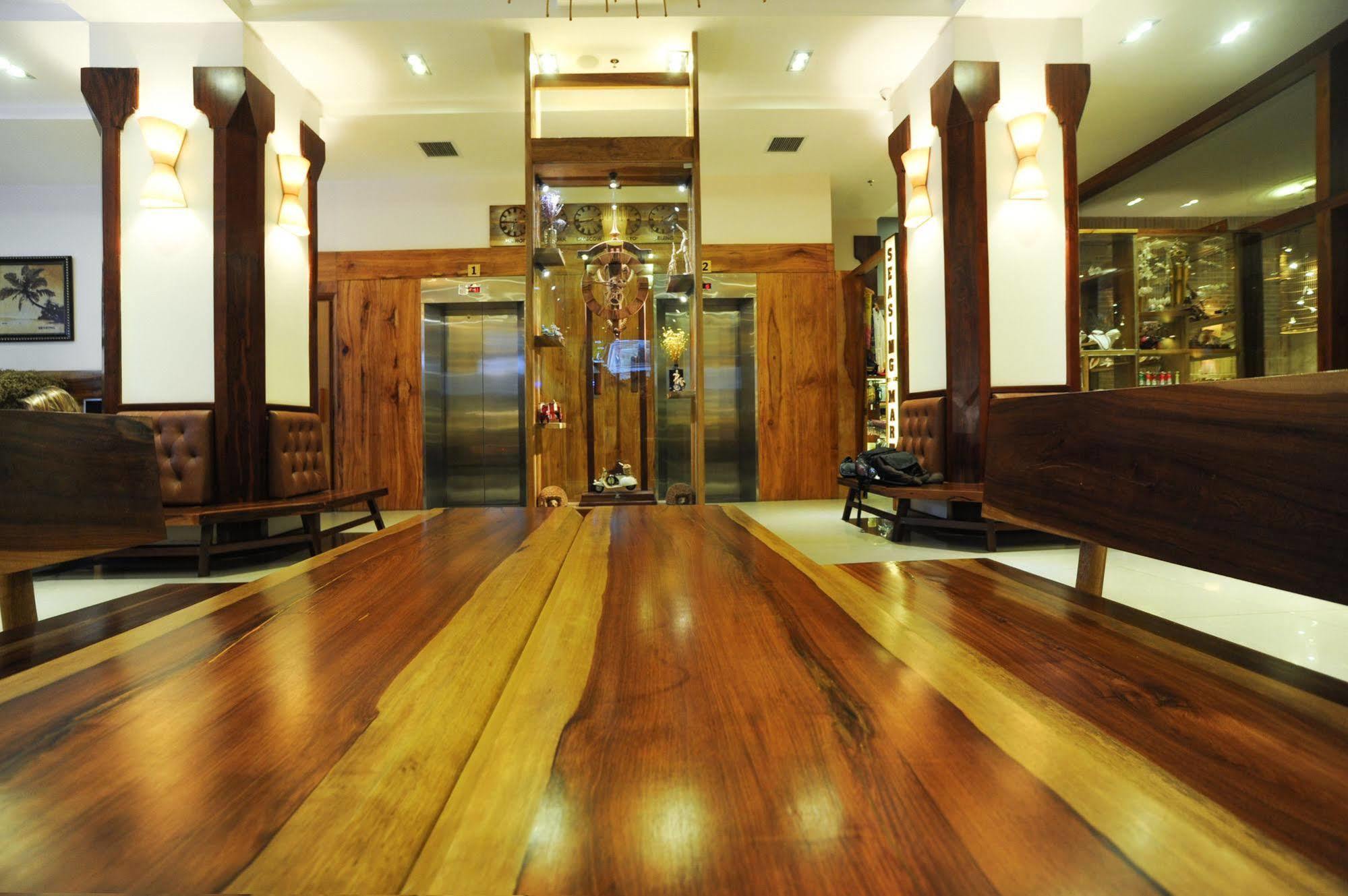 Seasing Boutique Hotel Nha Trang Buitenkant foto