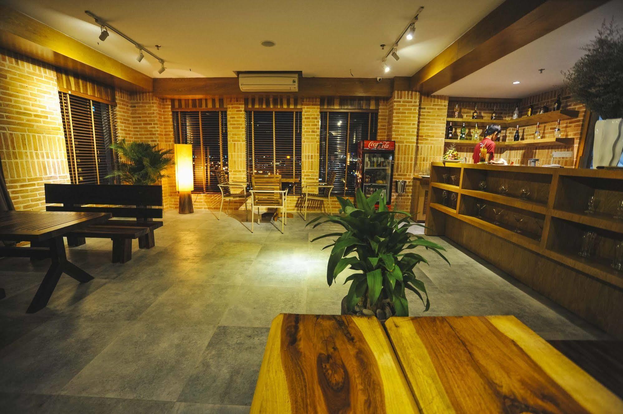 Seasing Boutique Hotel Nha Trang Buitenkant foto