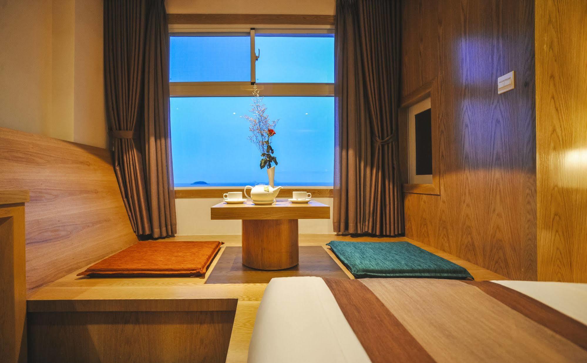 Seasing Boutique Hotel Nha Trang Buitenkant foto