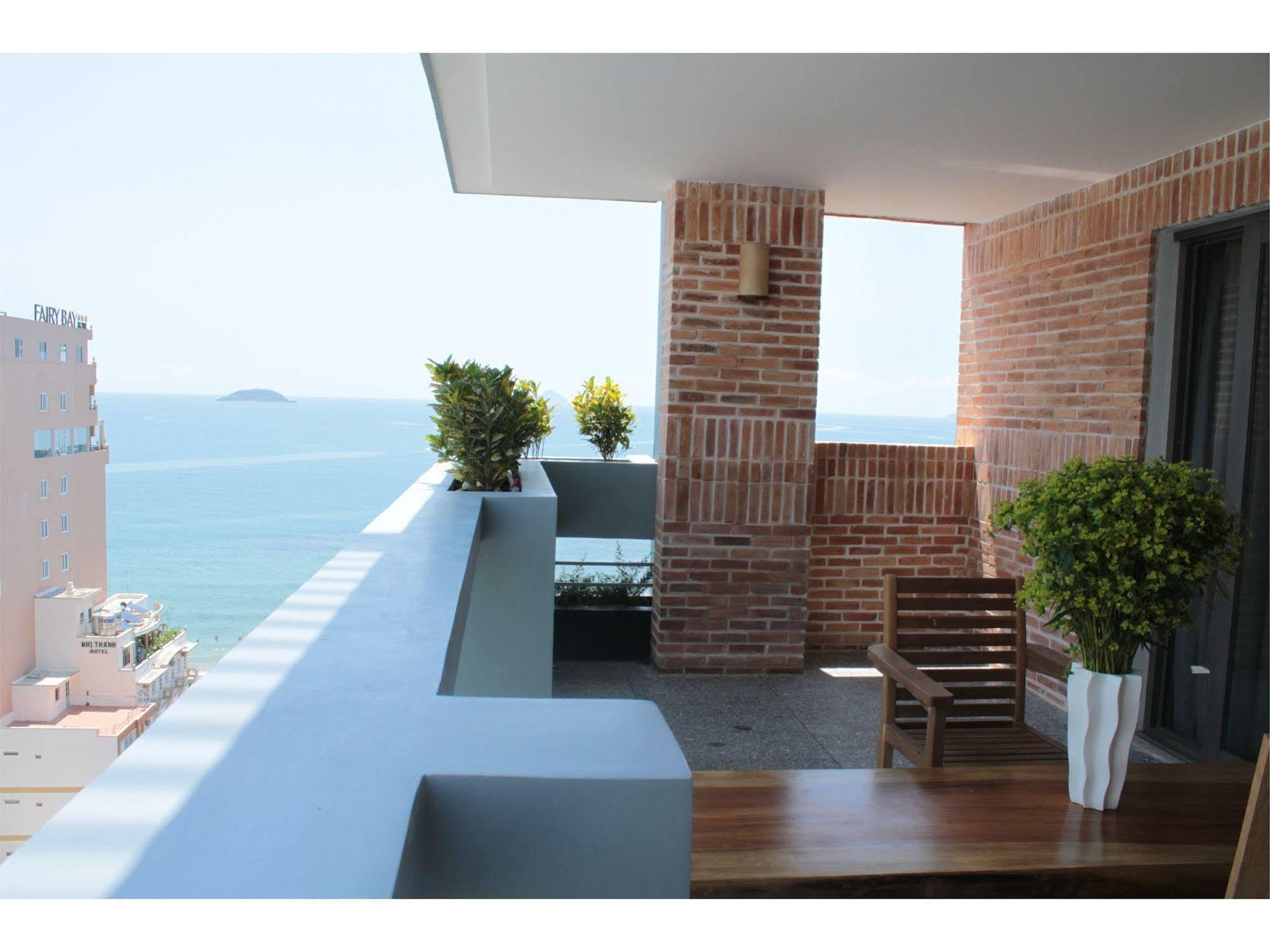 Seasing Boutique Hotel Nha Trang Buitenkant foto